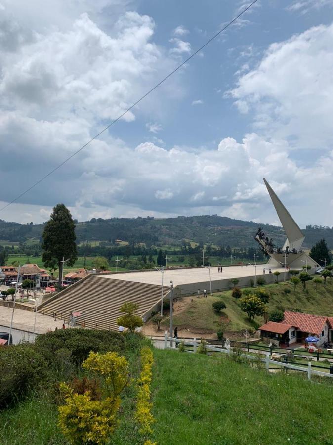 Hotel Lancers - Pantano De Vargas Paipa Boyaca Luaran gambar