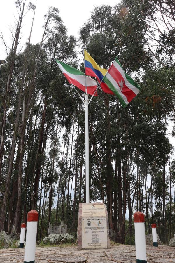 Hotel Lancers - Pantano De Vargas Paipa Boyaca Luaran gambar